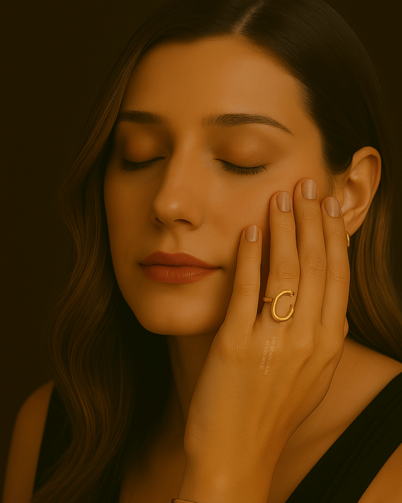 Anel Modelo C Dourado