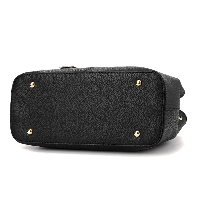 Bolsa de Couro Média Preta