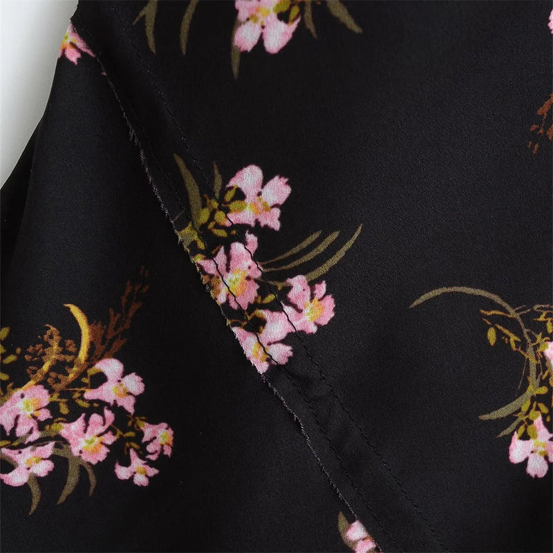 Vestido Retrô Floral Elegante