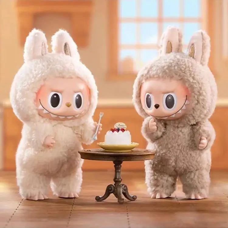 Labubu Boneca de Pé Bege Claro