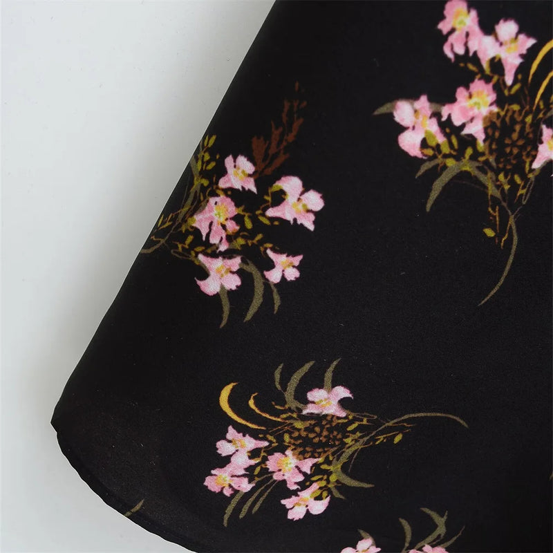 Vestido Retrô Floral Elegante